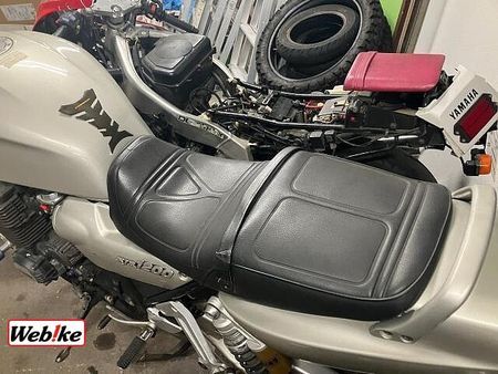 ヤマハ XJR1200 これぞオートバイ!という風格漂う空冷ビッグネイキッド! 12