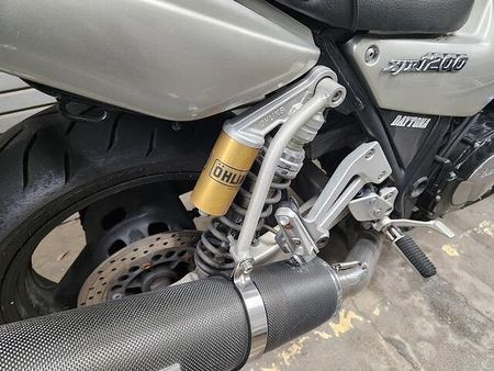 ヤマハ XJR1200 これぞオートバイ!という風格漂う空冷ビッグネイキッド! 9