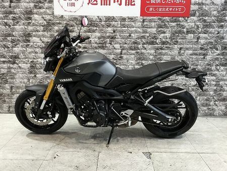 ヤマハ MT-09 【マル得車輛】MT-09 サイドバッグサポート エンジンガード 赤キー有り!! 2