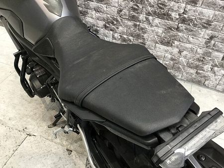 ヤマハ MT-09 【マル得車輛】MT-09 サイドバッグサポート エンジンガード 赤キー有り!! 26