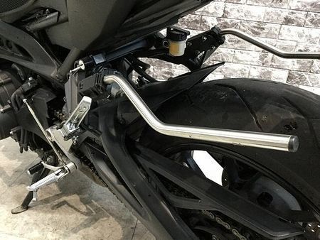 ヤマハ MT-09 【マル得車輛】MT-09 サイドバッグサポート エンジンガード 赤キー有り!! 30