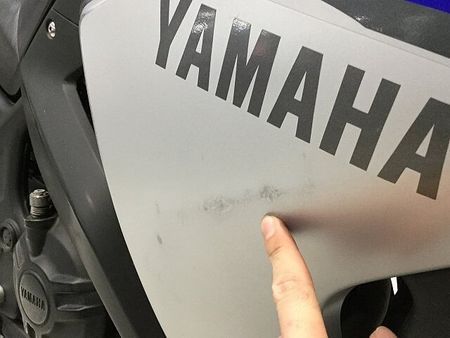 ヤマハ YZF-R25 YZF-R25 フェンダーレス スクリーン ヘルメットロック USB電源 マルチバー!! 12