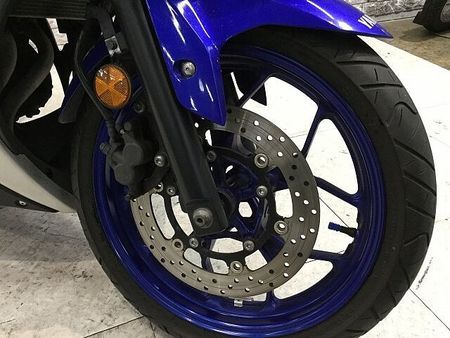 ヤマハ YZF-R25 YZF-R25 フェンダーレス スクリーン ヘルメットロック USB電源 マルチバー!! 13