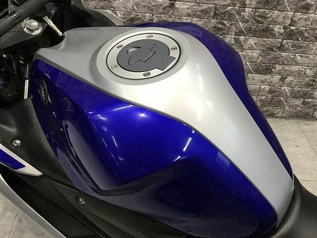 ヤマハ YZF-R25 YZF-R25 フェンダーレス スクリーン ヘルメットロック USB電源 マルチバー!! 22