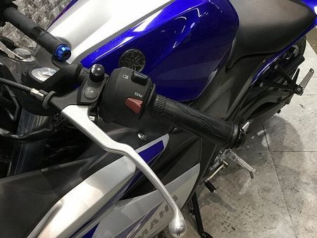 ヤマハ YZF-R25 YZF-R25 フェンダーレス スクリーン ヘルメットロック USB電源 マルチバー!! 25
