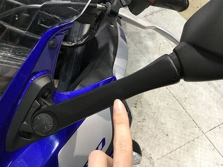 ヤマハ YZF-R25 YZF-R25 フェンダーレス スクリーン ヘルメットロック USB電源 マルチバー!! 26