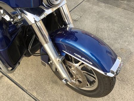 ハーレーダビッドソン FLHTCUTG TRIKE TRIGLIDE ULTRA トライグライドウルトラ マフラー グリップ タンクキャップ !! 10
