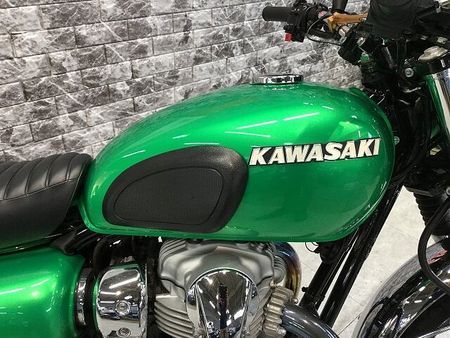 カワサキ W800 W800 レバー サイドバック マルチバー グラムバー ウインカー ビキニカウル マフラー 15