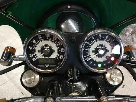 カワサキ W800 W800 レバー サイドバック マルチバー グラムバー ウインカー ビキニカウル マフラー 3