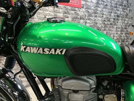 カワサキ W800 W800 レバー サイドバック マルチバー グラムバー ウインカー ビキニカウル マフラー 29