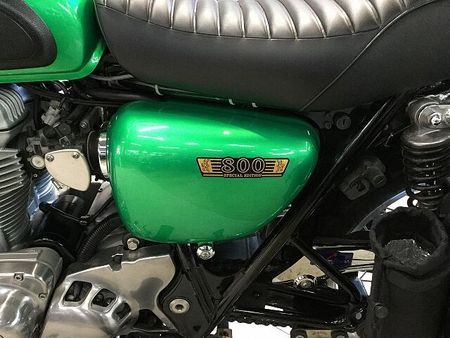 カワサキ W800 W800 レバー サイドバック マルチバー グラムバー ウインカー ビキニカウル マフラー 31