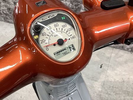 ホンダ スーパーカブ110プロ 【マル得車輌】スーパーカブ110 USB電源2口 レッグシールドカスタム!! 3