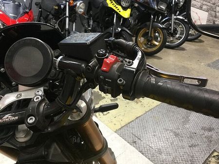 ヤマハ XSR900 XSR900 SP忠男マフラー USB電源 バイザー サイドバッグ フレームダンパー ハン 16