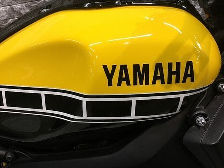 ヤマハ XSR900 XSR900 SP忠男マフラー USB電源 バイザー サイドバッグ フレームダンパー ハン 19