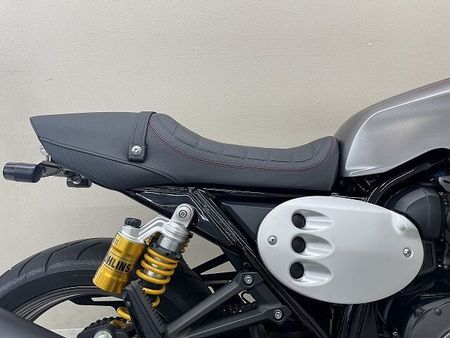 ヤマハ XJR1300C XJR1300C ACTIVEバーハンドル OVER製バックステップ POSHウィンカー 23