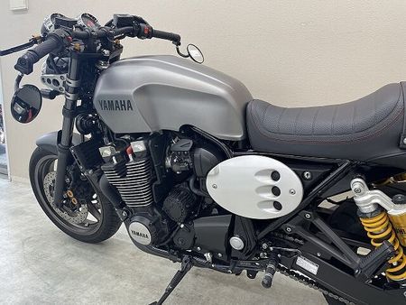 ヤマハ XJR1300C XJR1300C ACTIVEバーハンドル OVER製バックステップ POSHウィンカー 31