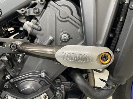 ヤマハ MT-09 MT-09SP ラッピングペイント ミツバ製ドラレコ TNAXスマートライドモニター エン 18