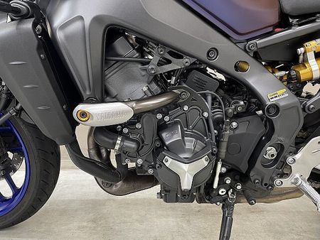 ヤマハ MT-09 MT-09SP ラッピングペイント ミツバ製ドラレコ TNAXスマートライドモニター エン 37
