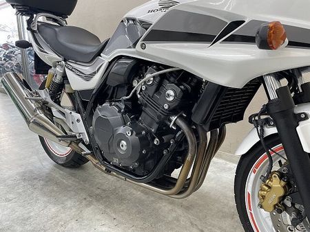 ホンダ CB400スーパーボルドール CB400スーパーボルドールRevo LEDライトバルブ カスタムハンドル USBポート 11