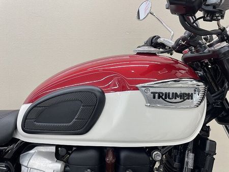 トライアンフ BONNEVILLE T100 ボンネビルT100 2023年モデル 左右バックサポート装備 17