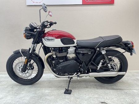 トライアンフ BONNEVILLE T100 ボンネビルT100 2023年モデル 左右バックサポート装備 3
