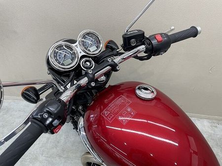 トライアンフ BONNEVILLE T100 ボンネビルT100 2023年モデル 左右バックサポート装備 36