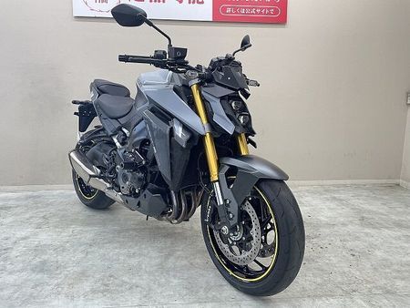 スズキ GSX-S1000 GSX-S1000 2022年モデル OVER製スライダー ヨシムラ製エンジンガード デイ 2