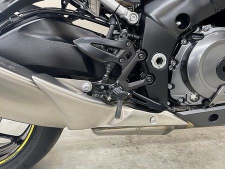 スズキ GSX-S1000 GSX-S1000 2022年モデル OVER製スライダー ヨシムラ製エンジンガード デイ 22