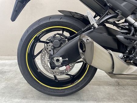 スズキ GSX-S1000 GSX-S1000 2022年モデル OVER製スライダー ヨシムラ製エンジンガード デイ 24