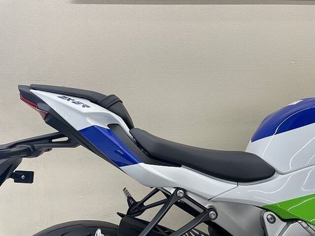 カワサキ ZX-6R NINJA ZX-6R【マル得】 2024年モデル 40thアニバーサリーエディション E 21