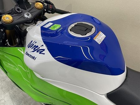 カワサキ ZX-6R NINJA ZX-6R【マル得】 2024年モデル 40thアニバーサリーエディション E 32