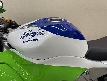 カワサキ ZX-6R NINJA ZX-6R【マル得】 2024年モデル 40thアニバーサリーエディション E 33