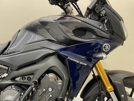 ヤマハ MT-09 トレーサー トレイサー900 エンジンガード GIVI製サイドパニア装備 14