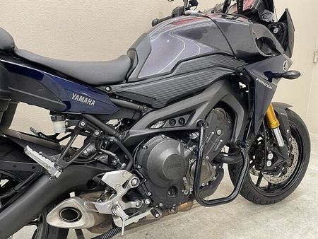 ヤマハ MT-09 トレーサー トレイサー900 エンジンガード GIVI製サイドパニア装備 20