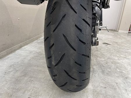 ヤマハ MT-09 トレーサー トレイサー900 エンジンガード GIVI製サイドパニア装備 25