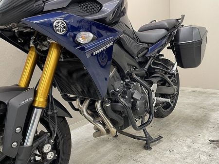 ヤマハ MT-09 トレーサー トレイサー900 エンジンガード GIVI製サイドパニア装備 34