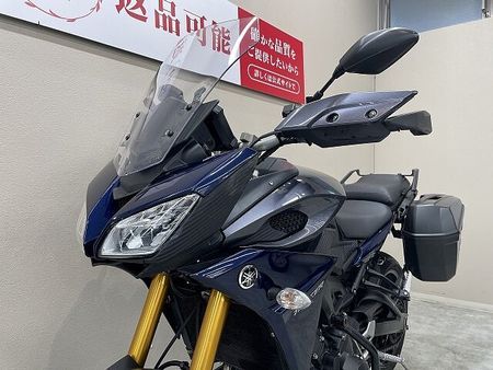ヤマハ MT-09 トレーサー トレイサー900 エンジンガード GIVI製サイドパニア装備 37