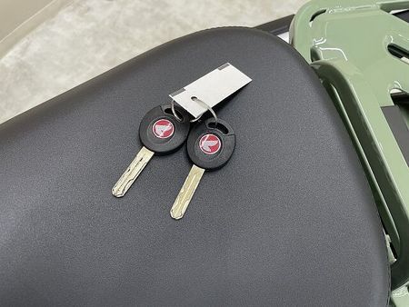 ホンダ CT125 ハンターカブ CT125ハンターカブ スクリーン エンジンガード LEDフォグ シフトインジケーター グ 37