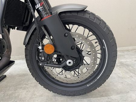 ハスクバーナ SVARTPILEN 401 スヴァルトピレン401 2024年現行モデル ワンオーナー ライトガード装備 14