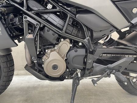 ハスクバーナ SVARTPILEN 401 スヴァルトピレン401 2024年現行モデル ワンオーナー ライトガード装備 30