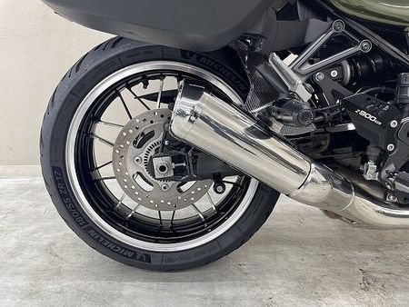 カワサキ Z900RS Z900RS ブレンボ製フロントブレーキ廻り ハイシート フェンダーレスキット SHAD製 30