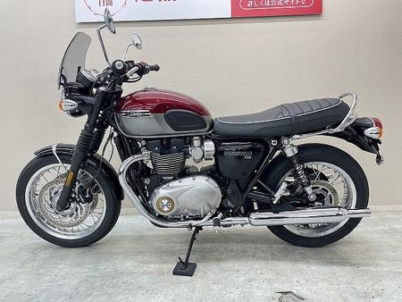 トライアンフ BONNEVILLE T120 ボンネビルT120 2024年モデル スクリーン USB電源装備 3