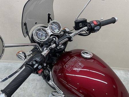 トライアンフ BONNEVILLE T120 ボンネビルT120 2024年モデル スクリーン USB電源装備 33