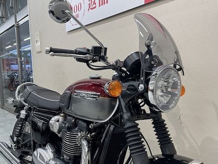 トライアンフ BONNEVILLE T120 ボンネビルT120 2024年モデル スクリーン USB電源装備 8