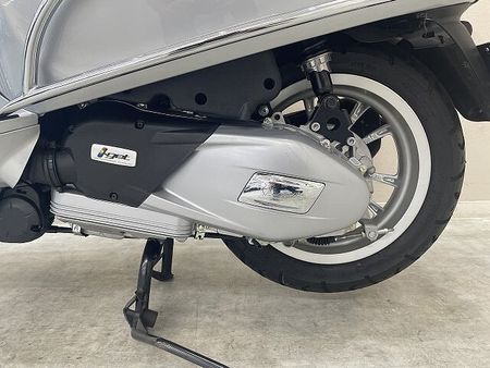 ベスパ Primavera 125 プリマベーラ125 2018年モデル 純正トップケース装備 32