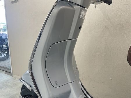 ベスパ Primavera 125 プリマベーラ125 2018年モデル 純正トップケース装備 36