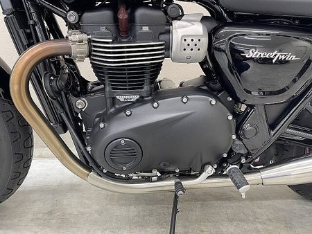 トライアンフ STREET TWIN ストリートツイン 純正オプションVANCE管 ナイトロン製リアショック ビキニカウル LE 38