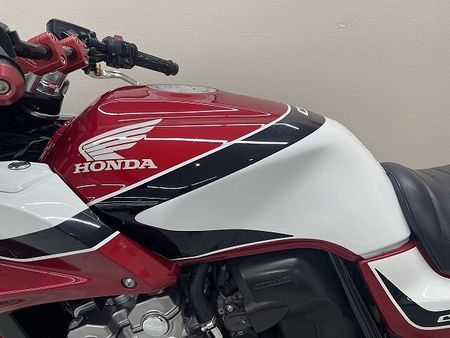 ホンダ CB400スーパーボルドール CB400スーパーボルドールRevo カスタムマフラー ハリケーン製ハンドル タックロール 32