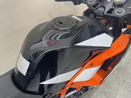 KTM RC390 RC390 DELKEVIC製マフラー エルゴシート装備 18