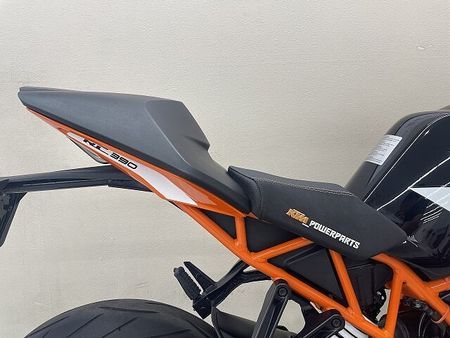 KTM RC390 RC390 DELKEVIC製マフラー エルゴシート装備 20